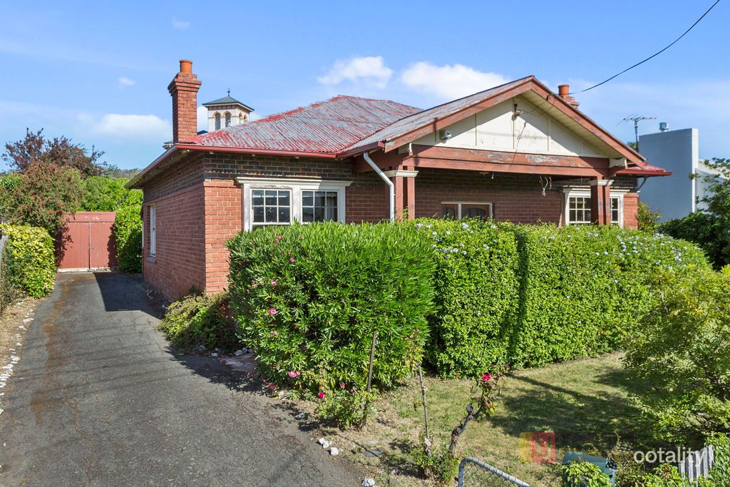 1a Bay Rd, New Town, TAS 7008