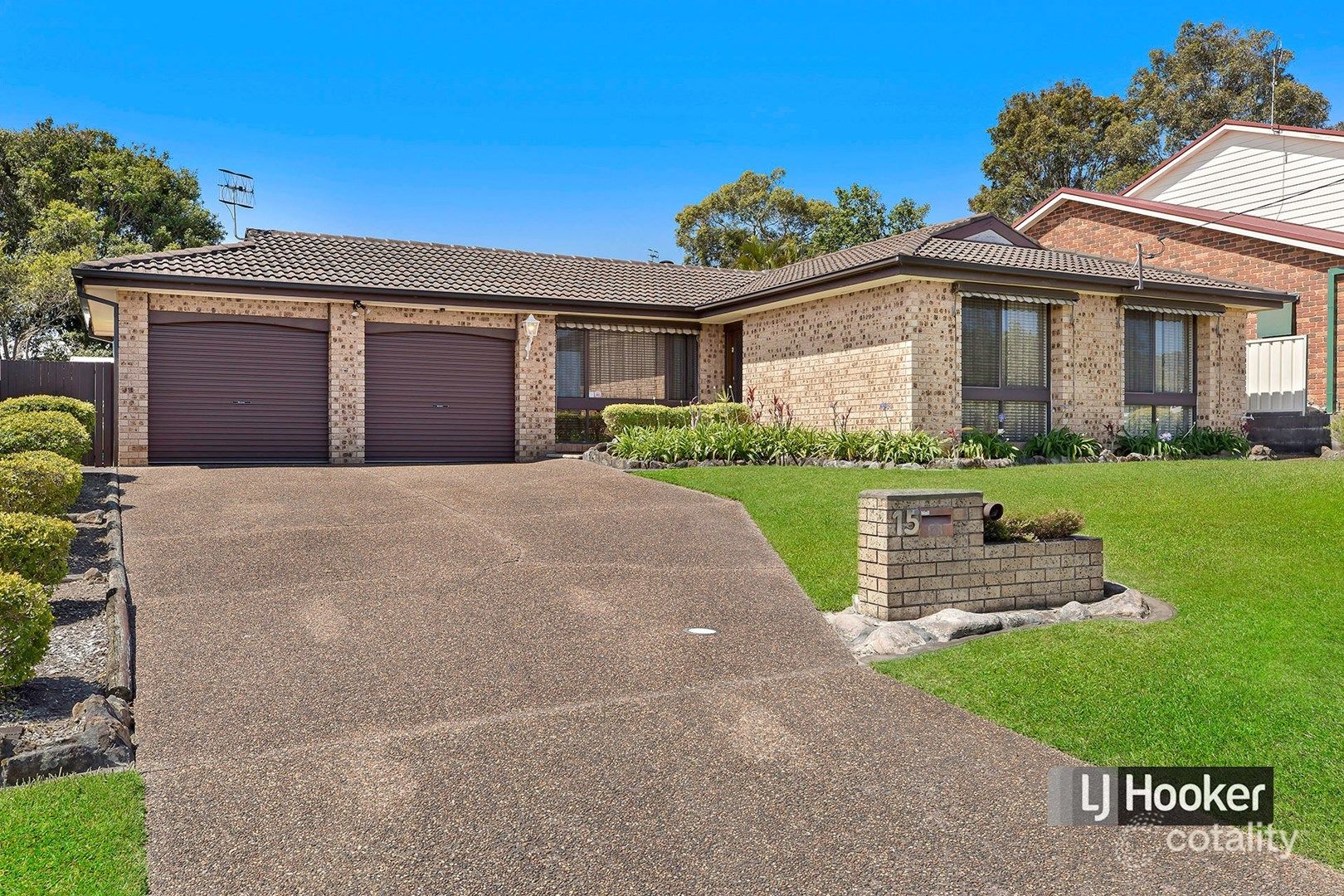 15 Peta Cl, Bateau Bay, NSW 2261