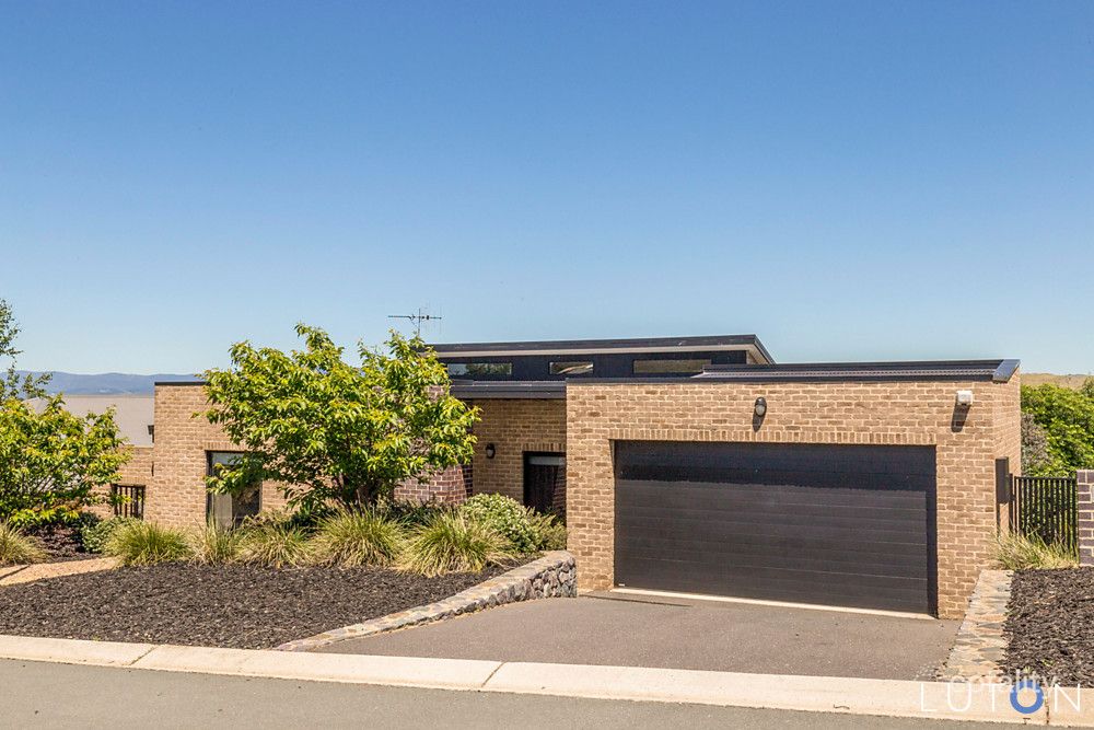 38 Henry Sutton Cct, Dunlop, ACT 2615