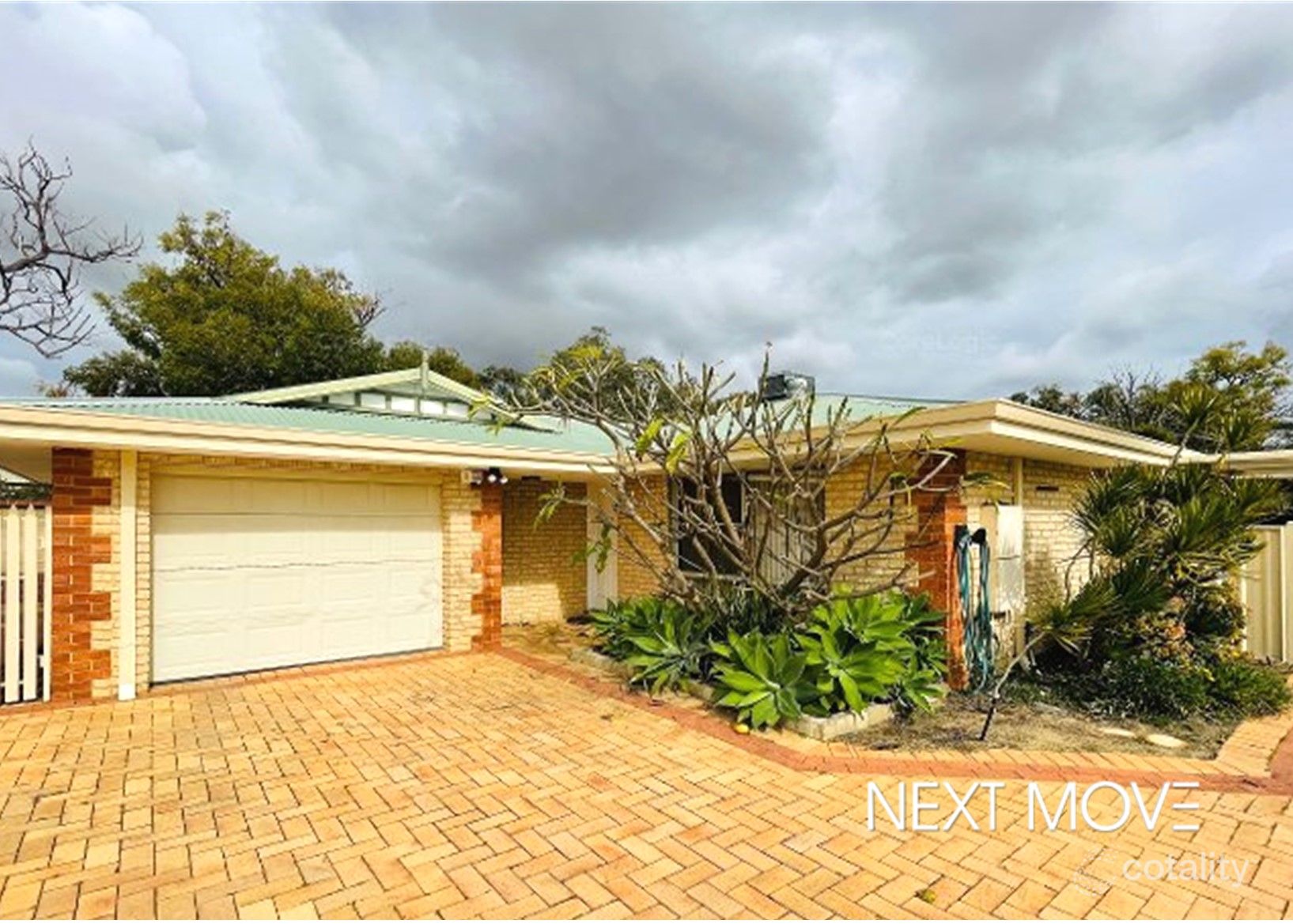 2b Constitution Gdns, Bibra Lake, WA 6163