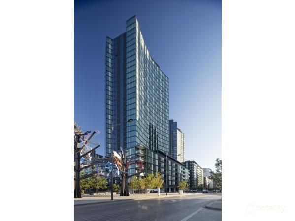 2701/9 Waterside Pl, Docklands, VIC 3008