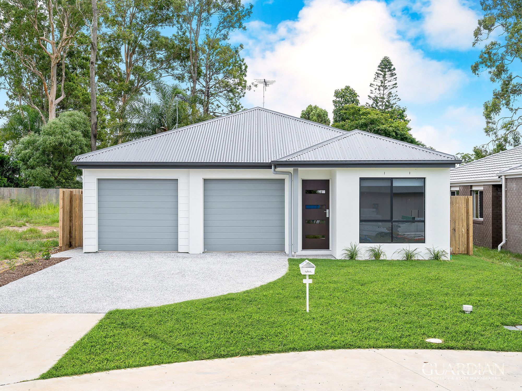 16 Finch Ct, Loganlea, QLD 4131
