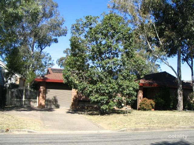 12 The Grandstand, St Clair, NSW 2759