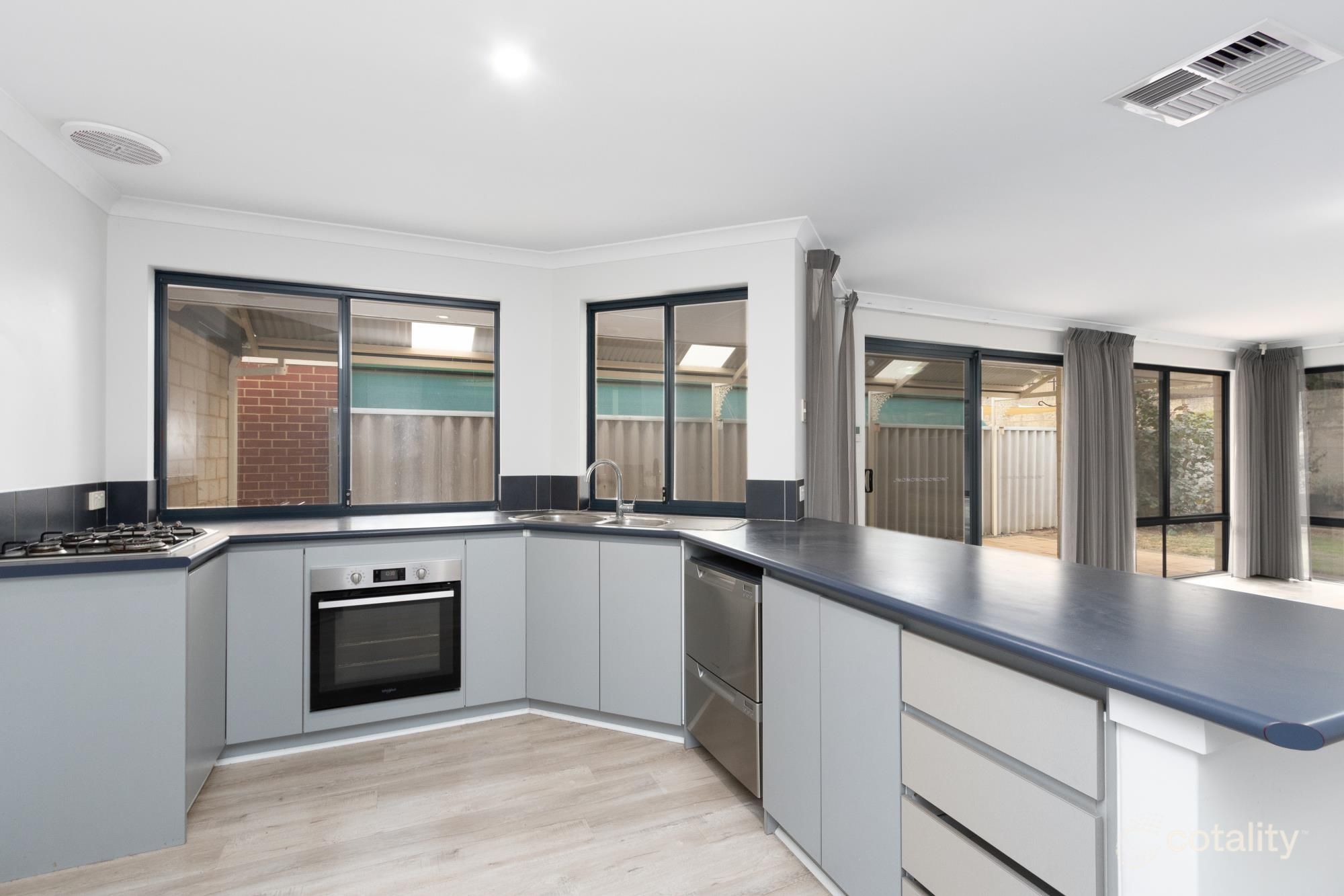 25 Stokesay St, Orelia, WA 6167