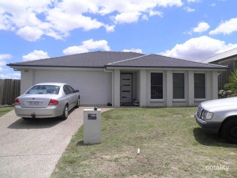 40 Roach Cres, Redbank Plains, QLD 4301