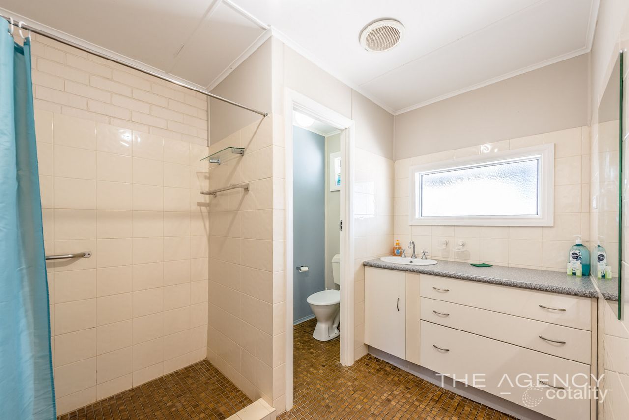 2/7 Mortimer St, Kalbarri, WA 6536