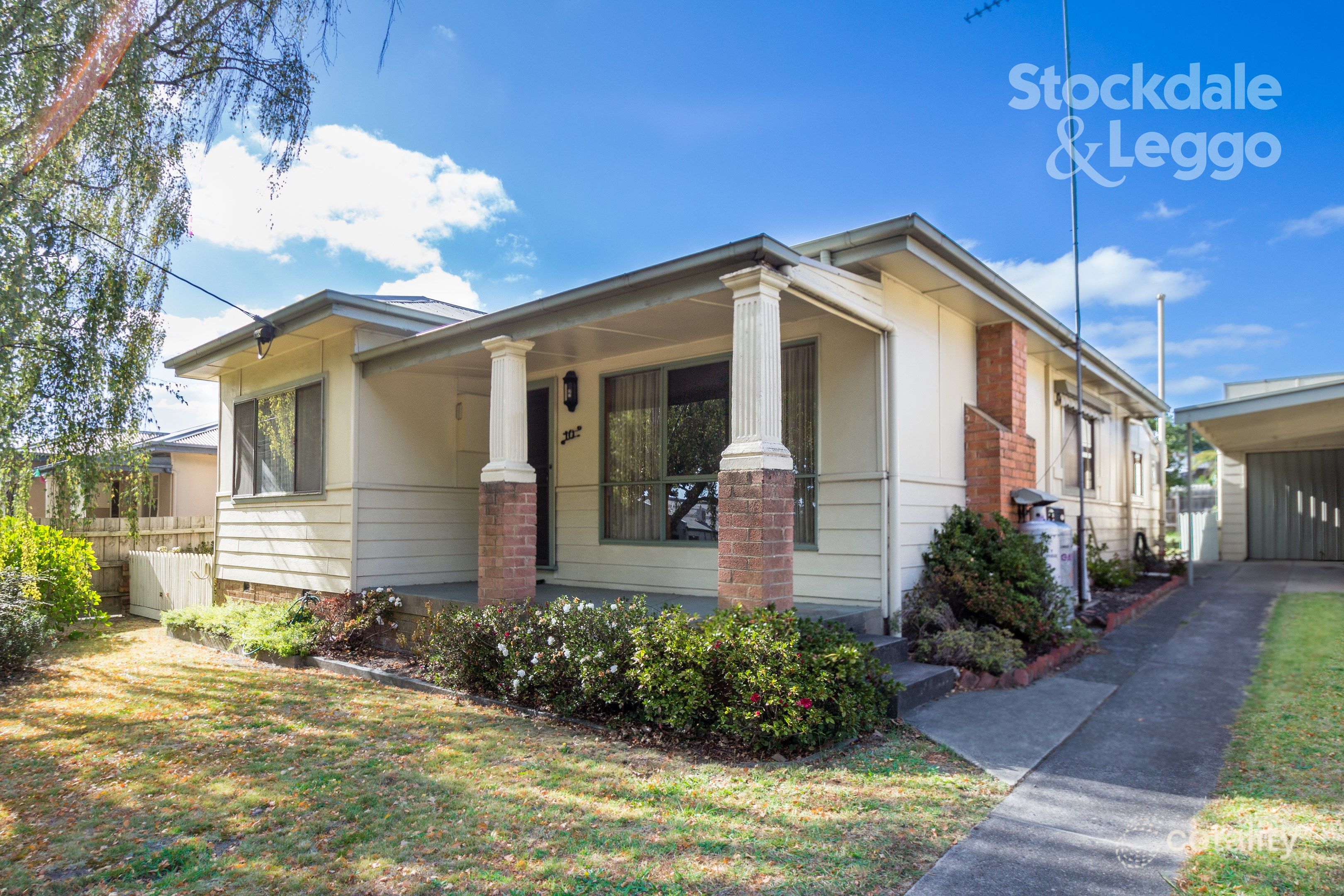10 Yarragon Rd, Leongatha, VIC 3953