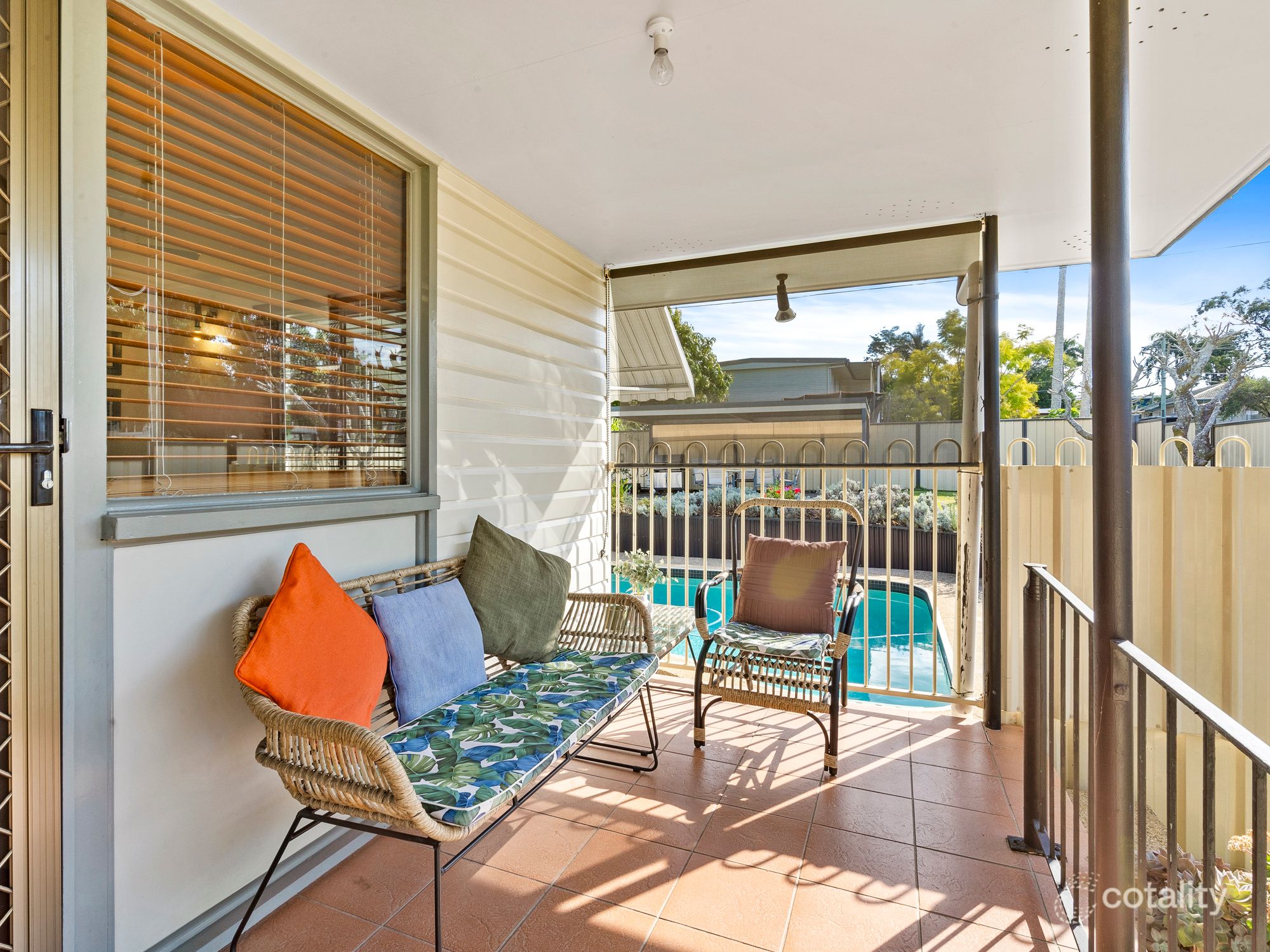 12 Hibiscus St, Kingston, QLD 4114