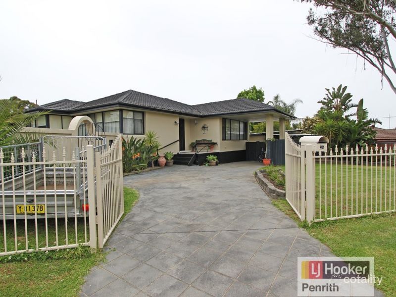 16 Little St, Cambridge Park, NSW 2747
