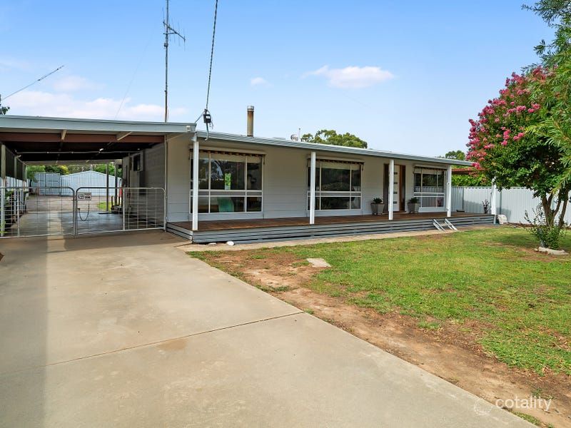 36 Watson St, Murchison, VIC 3610