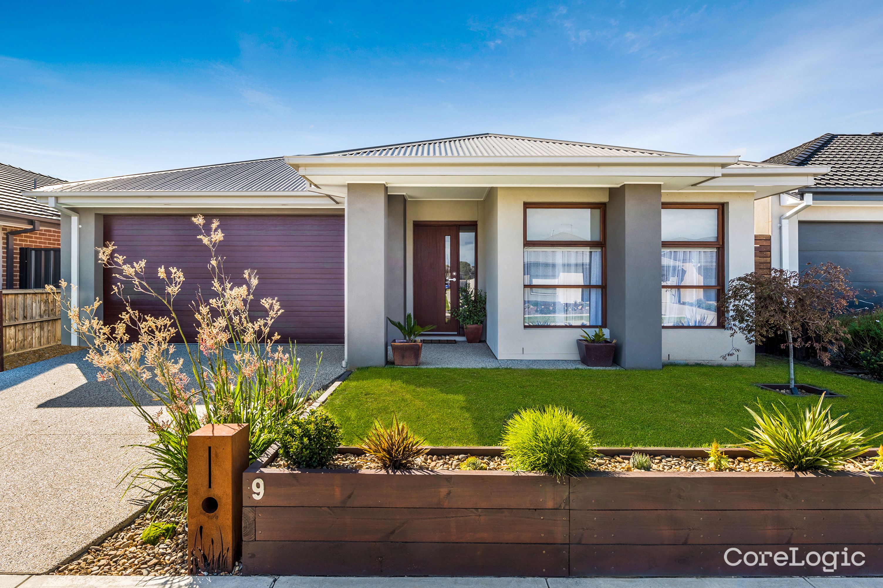 9 Firecrest Way, Cranbourne South, VIC 3977