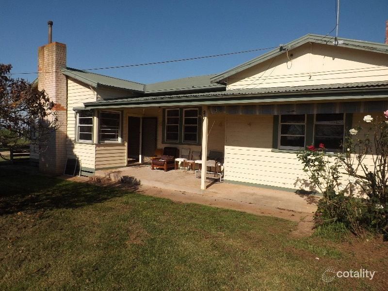 140 Colemans Rd, Tinamba, VIC 3859