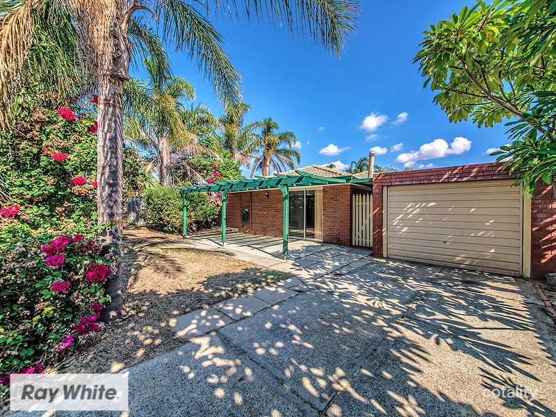 29 Girrawheen Ave, Girrawheen, WA 6064