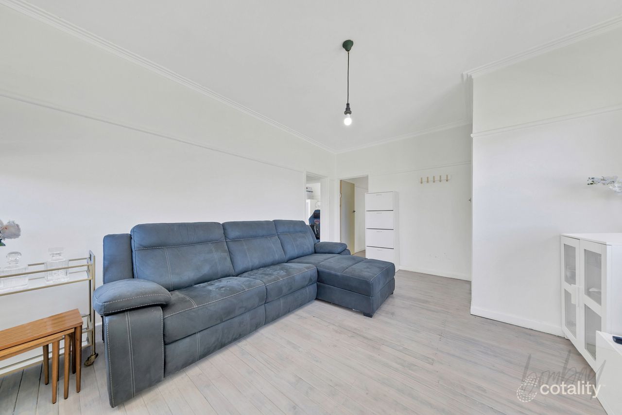 6 Springs Rd, Donnybrook, VIC 3064