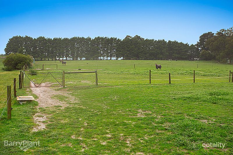 24-26 Noack Rd, Harkaway, VIC 3806