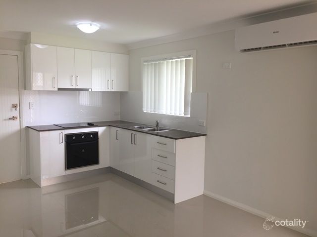 43 Lucena Cres, Lethbridge Park, NSW 2770