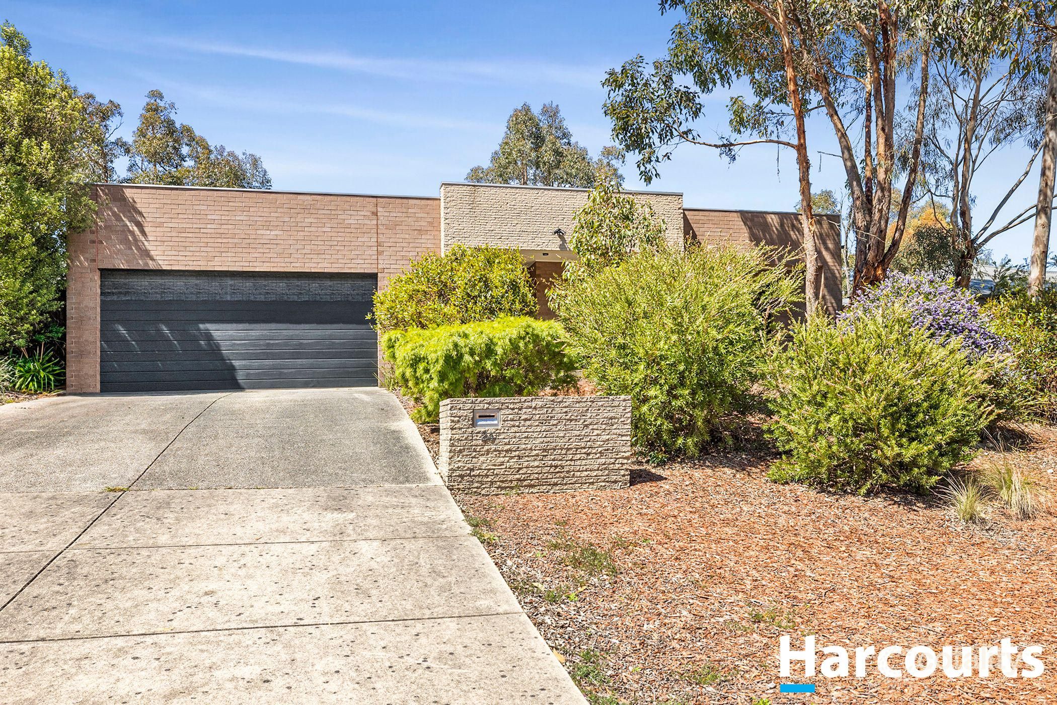 24 Zoe Dr, Mount Helen, VIC 3350