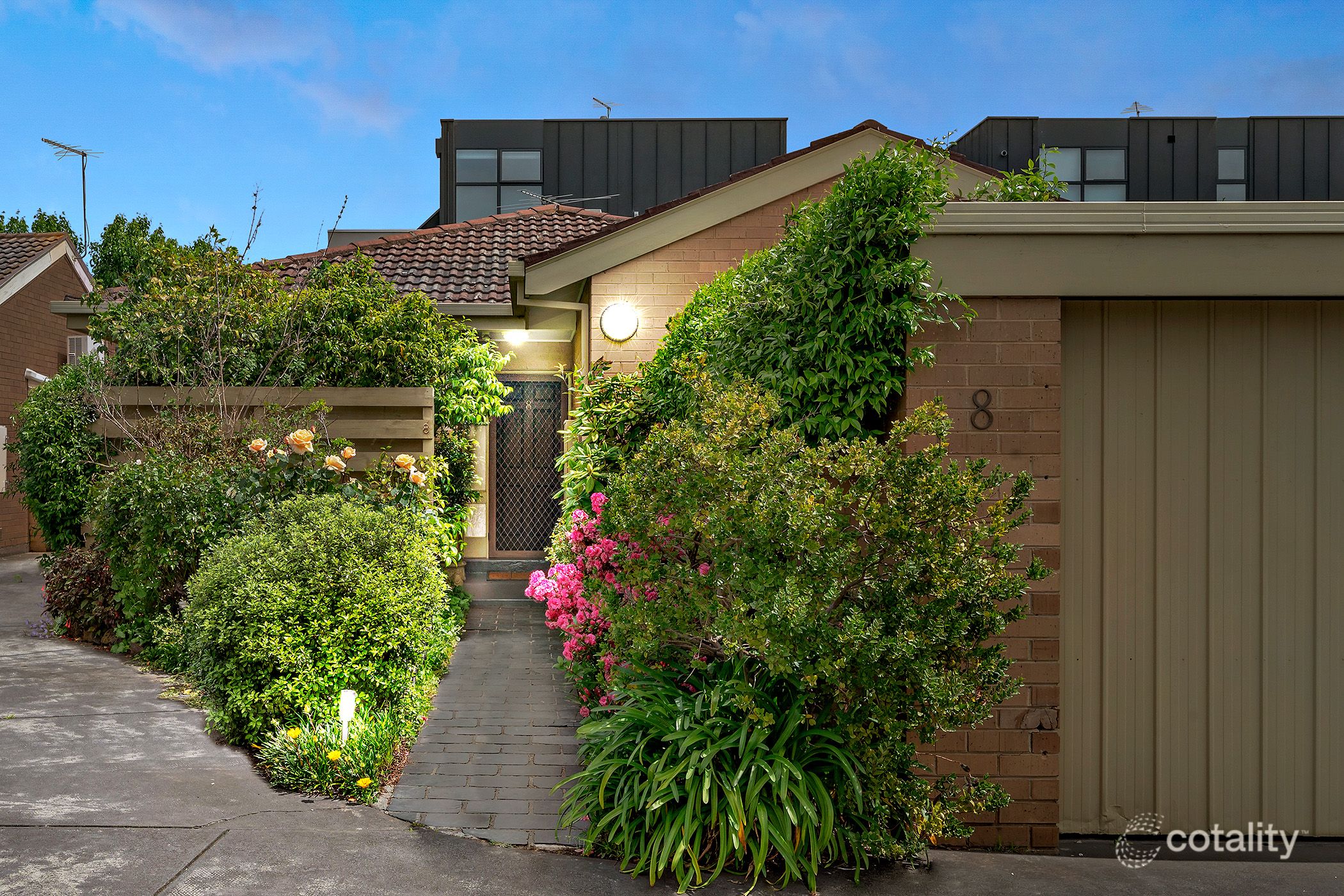 8/4 Wynyeh St, Malvern East, VIC 3145