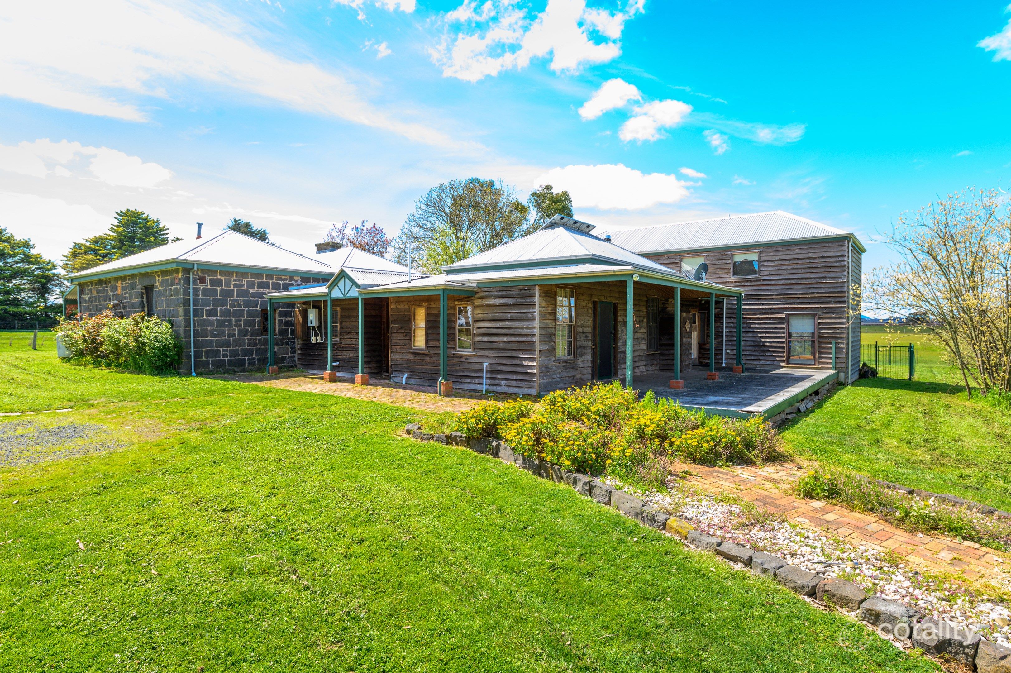 301 Ballarat-Carngham Rd, Bunkers Hill, VIC 3352