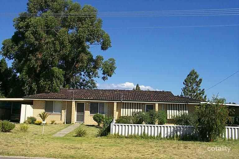 33b Cohuna Dr, Armadale, WA 6112