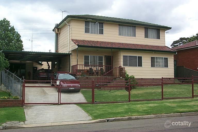 8 Martin Cres, Woodpark, NSW 2164