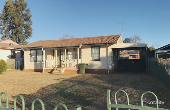 9 Houston Dr, Dubbo, NSW 2830