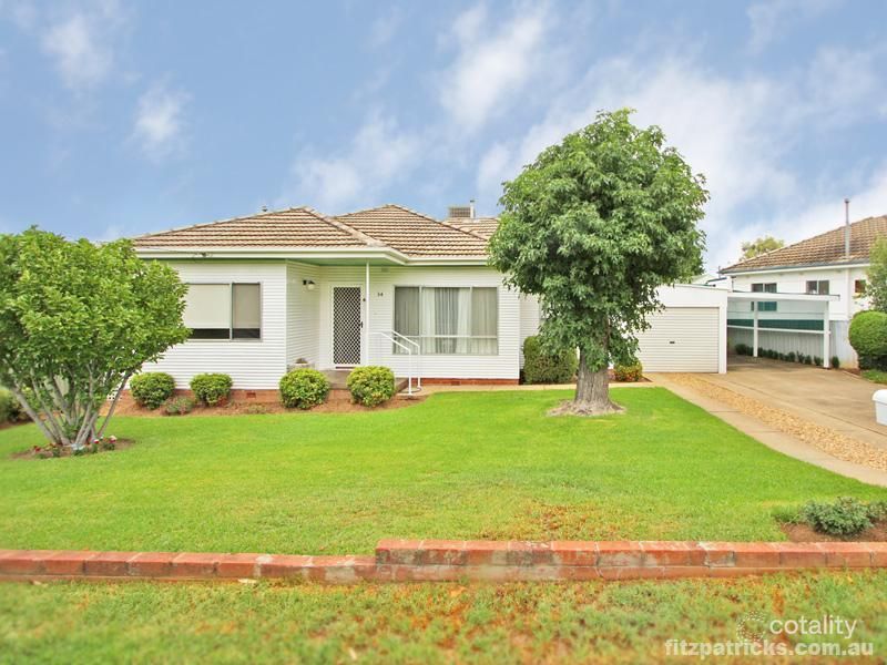 34 Stanley St, Kooringal, NSW 2650