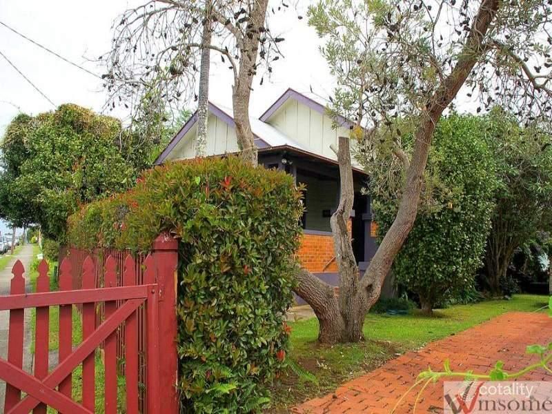 24 Innes St, East Kempsey, NSW 2440