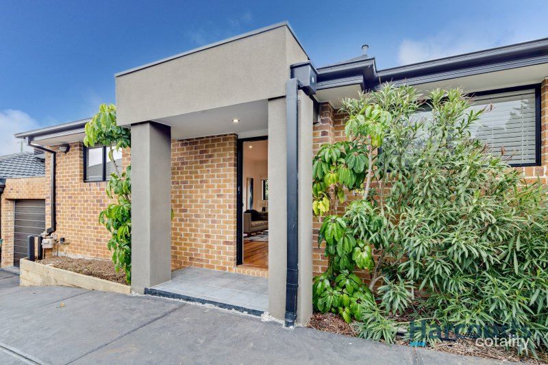 2/16 Winifred St, Oak Park, VIC 3046