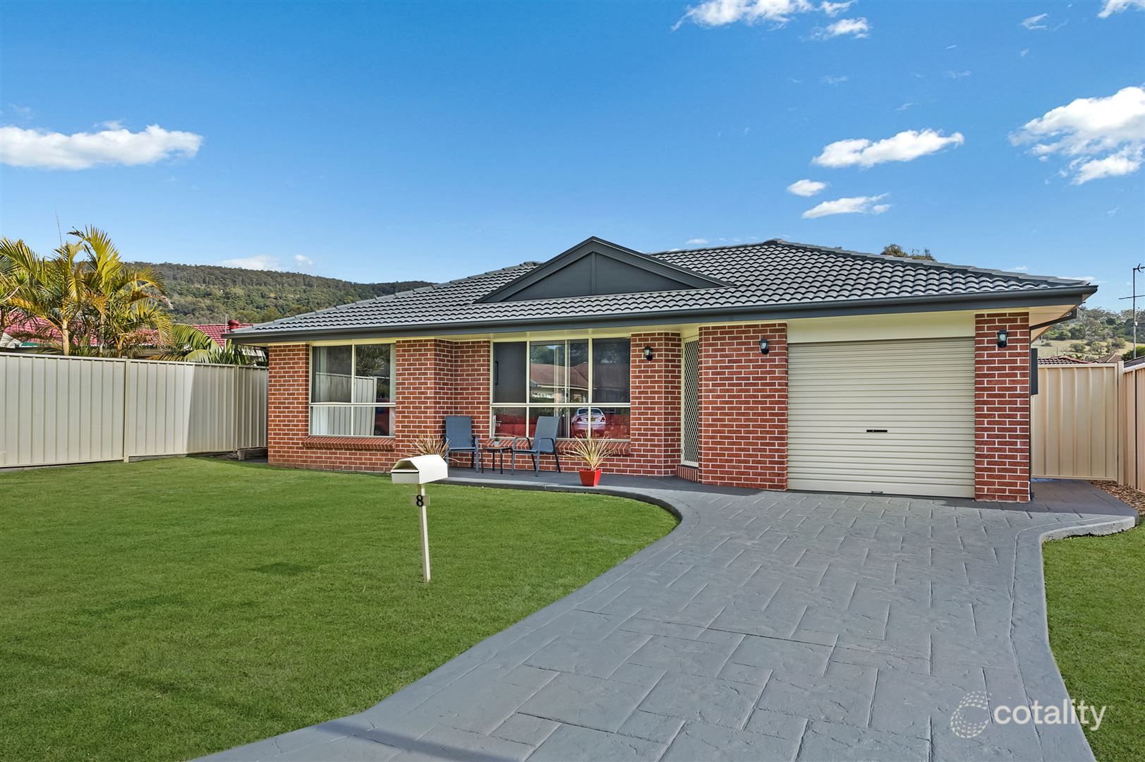 8 Derwent Pl, Albion Park, NSW 2527