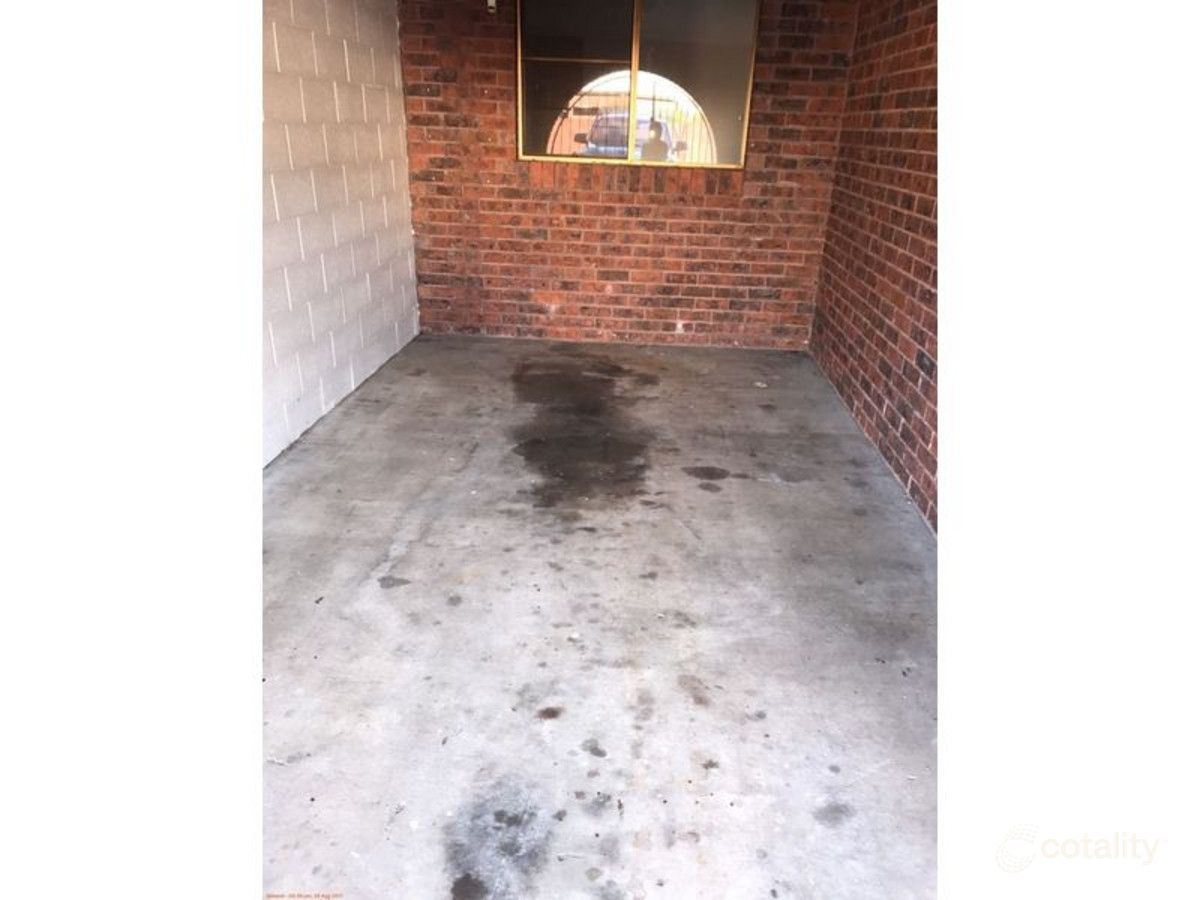 2/290 Bloxsom St, Koongal, QLD 4701