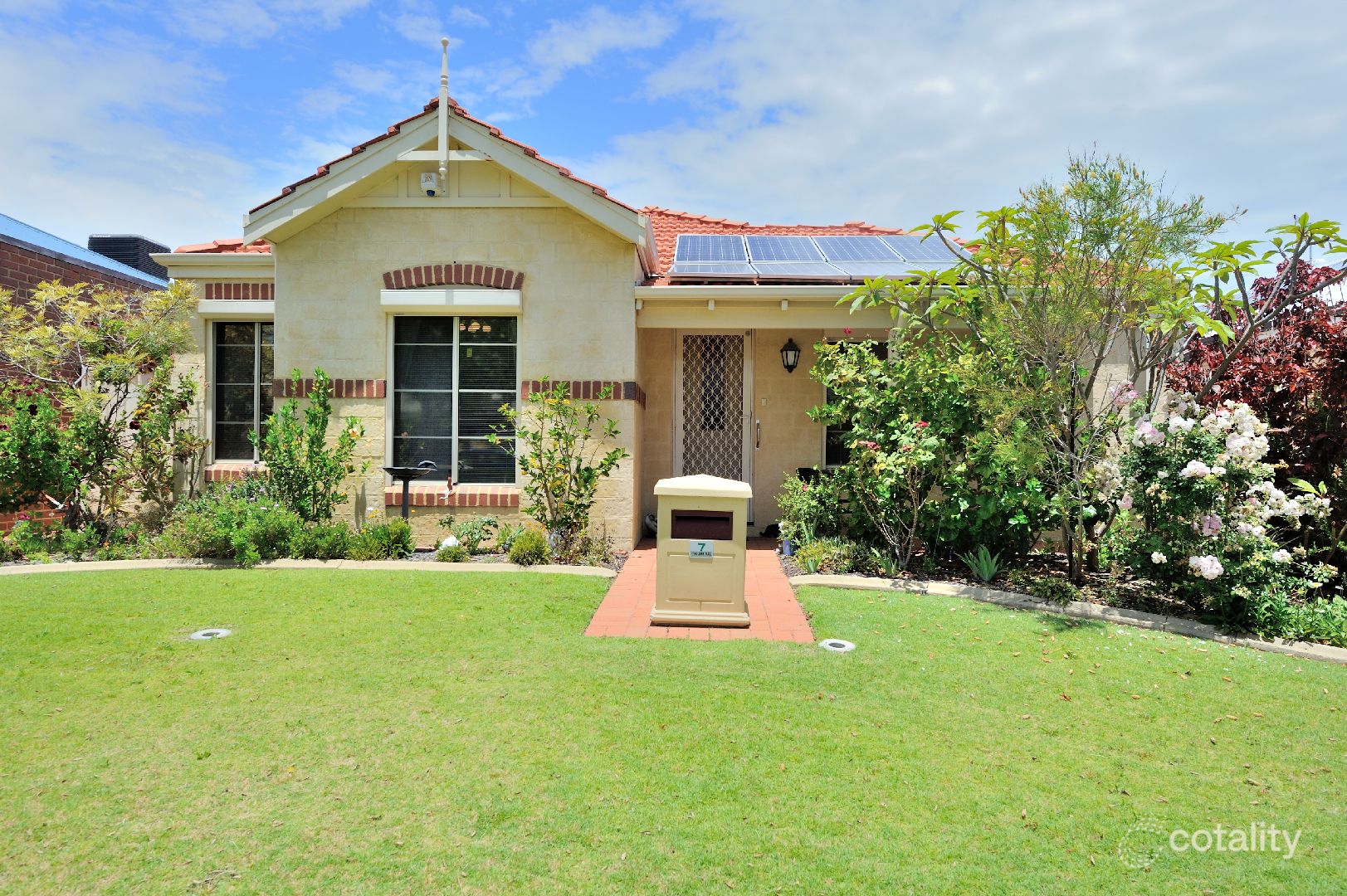 7 Spindrift Bvd, Rockingham, WA 6168