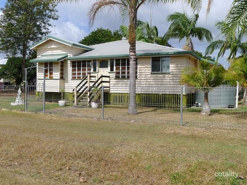 42-44 Hurley St, Howard, QLD 4659