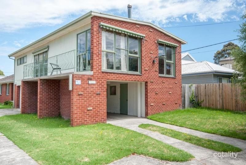 1/3 Clare St, Parkdale, VIC 3195