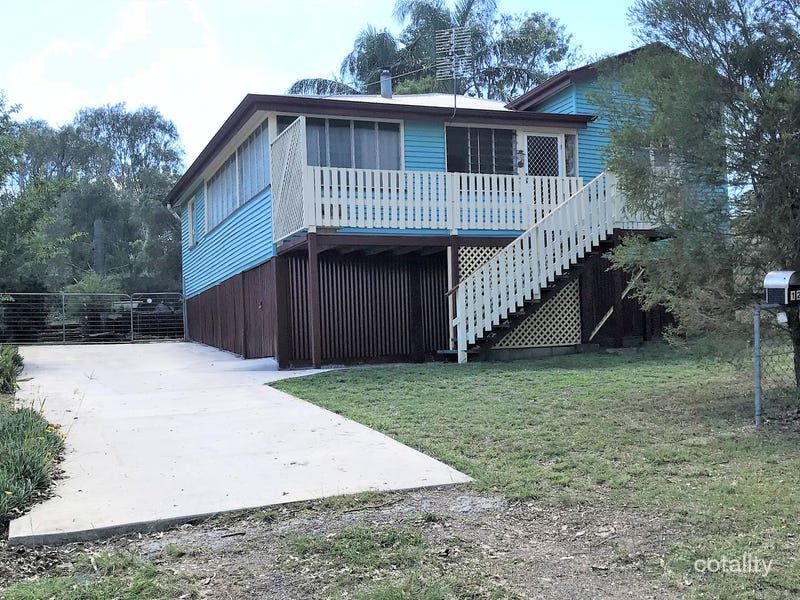 12 Drayton St, Nanango, QLD 4615