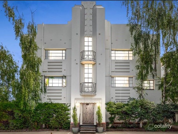 18/32 Queens Rd, Melbourne, VIC 3004