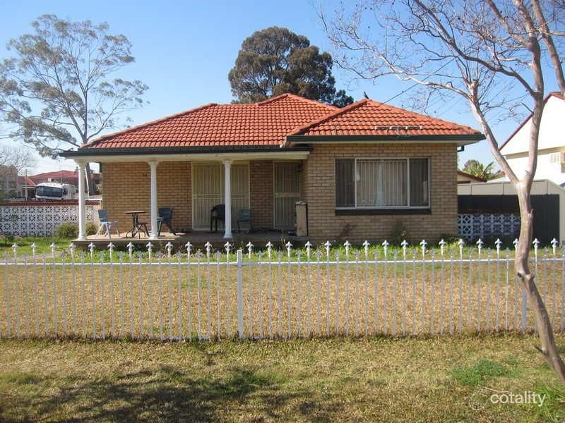 2 Edward Pl, Canley Heights, NSW 2166