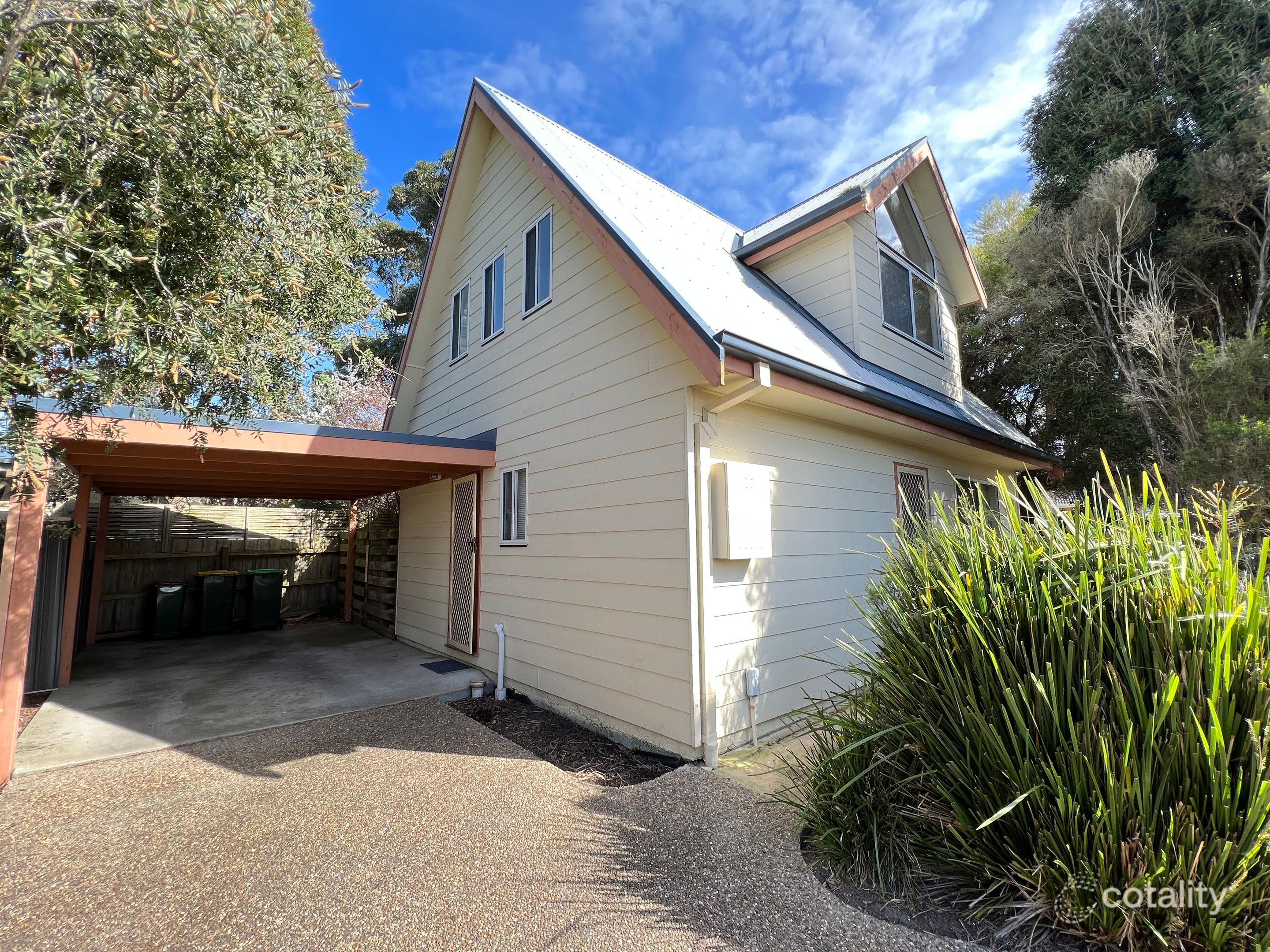 1/26 Ullathornes Rd, Inverloch, VIC 3996
