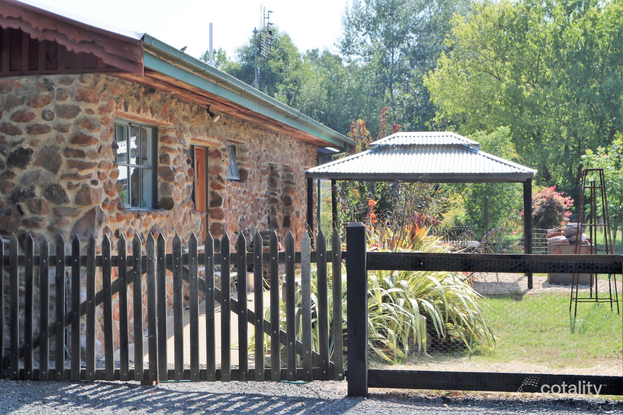 17 Bowen St, Trentham, VIC 3458