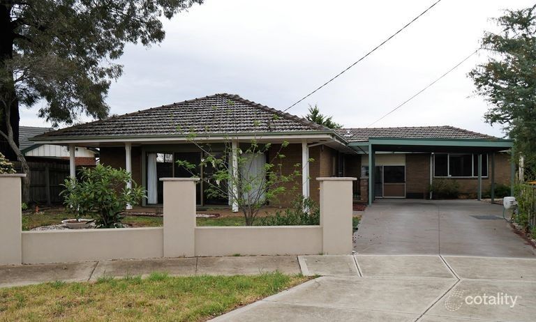 9 Kingsford Ave, Melton South, VIC 3338