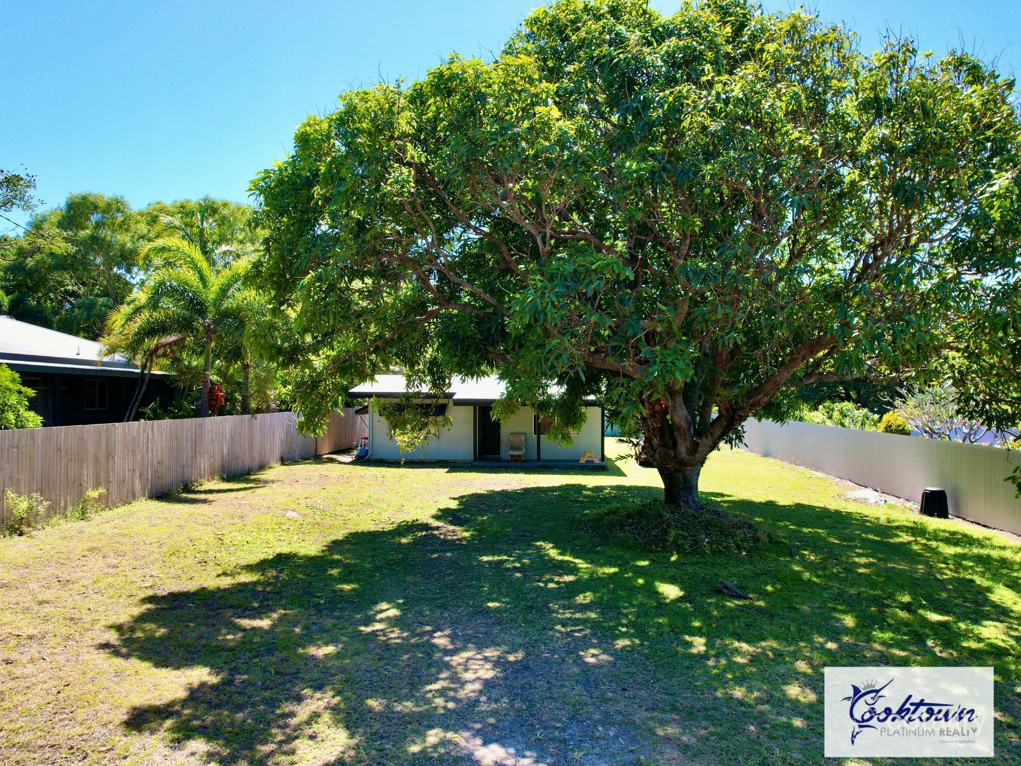 11 Kerr St, Cooktown, QLD 4895