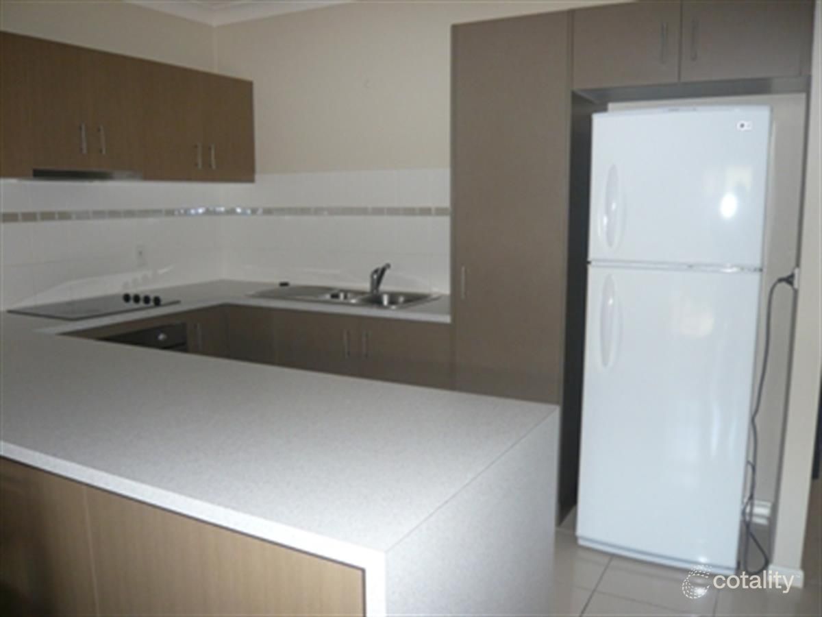 8/12-14 Winkworth St, Bungalow, QLD 4870
