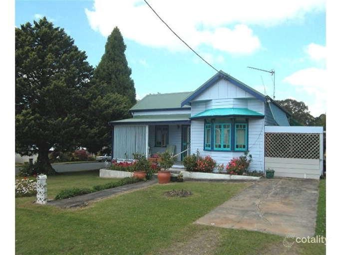 2 Fotheringham St, Wingham, NSW 2429