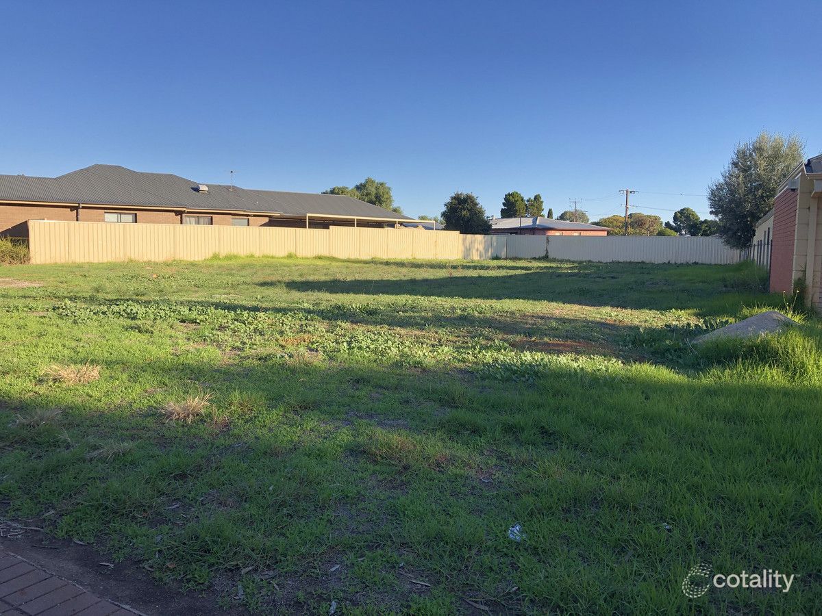 8 Strathaird Bvd, Smithfield, SA 5114