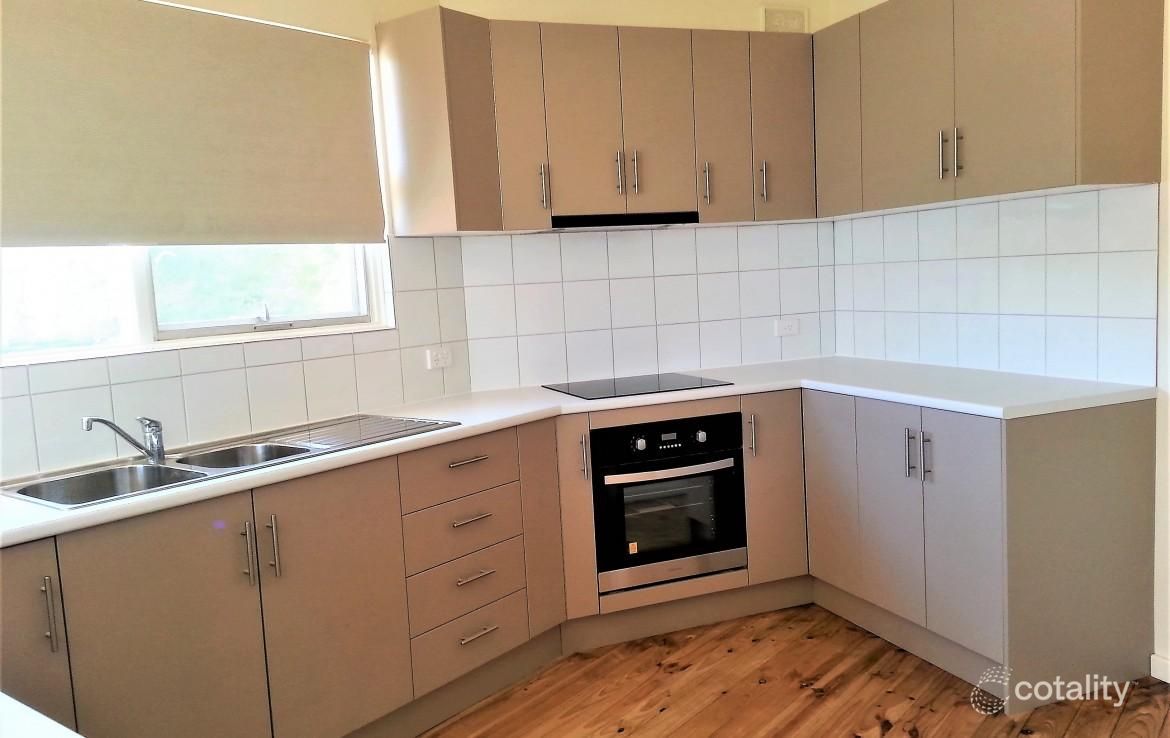 5 West Tce, Port Broughton, SA 5522