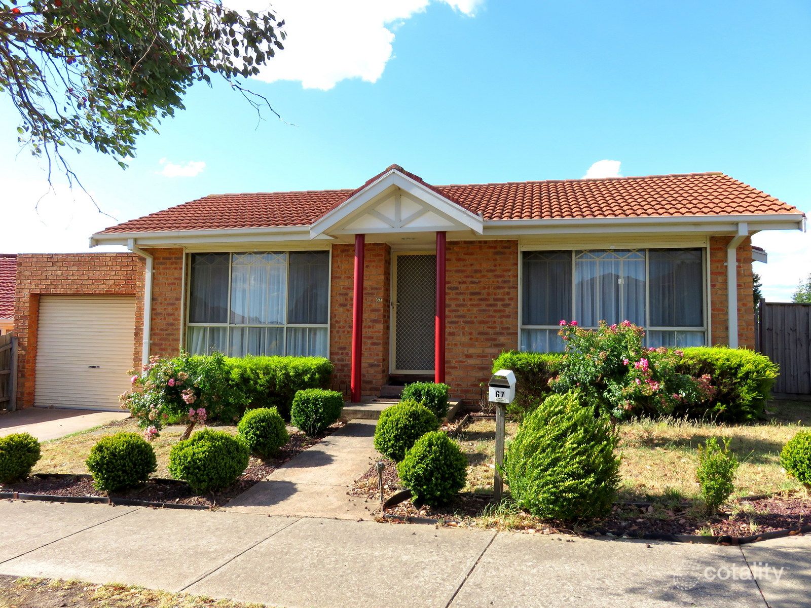 67 Bowman Dr, Mill Park, VIC 3082