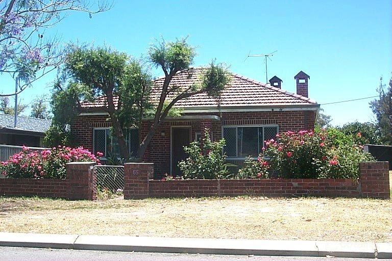 67 Kanowna Ave E, Redcliffe, WA 6104