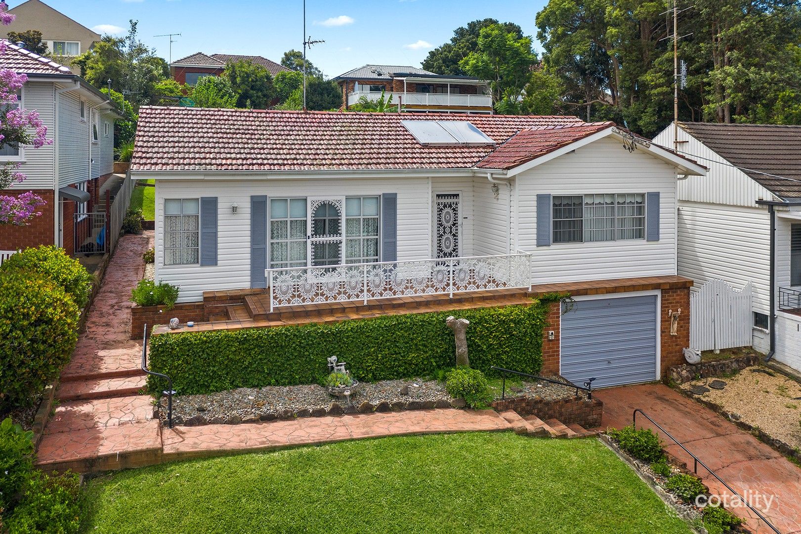 23 Stanleigh Cres, West Wollongong, NSW 2500