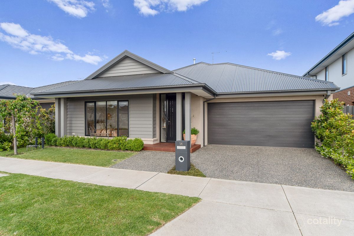 14 Chalan Way, Cranbourne South, VIC 3977