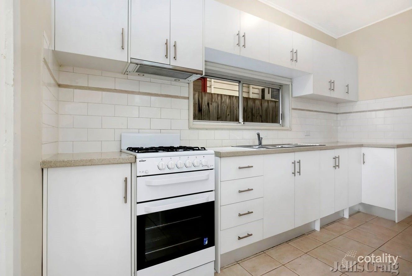 16 Dennis St, Northcote, VIC 3070